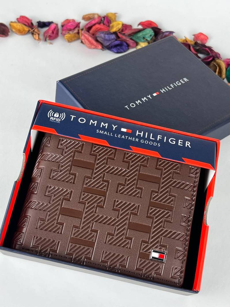 Tommy Hilfiger wallet