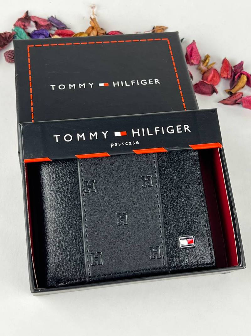 Tommy Hilfiger wallet