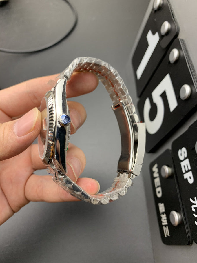 ساعة رولكس ديت للرجال فقط