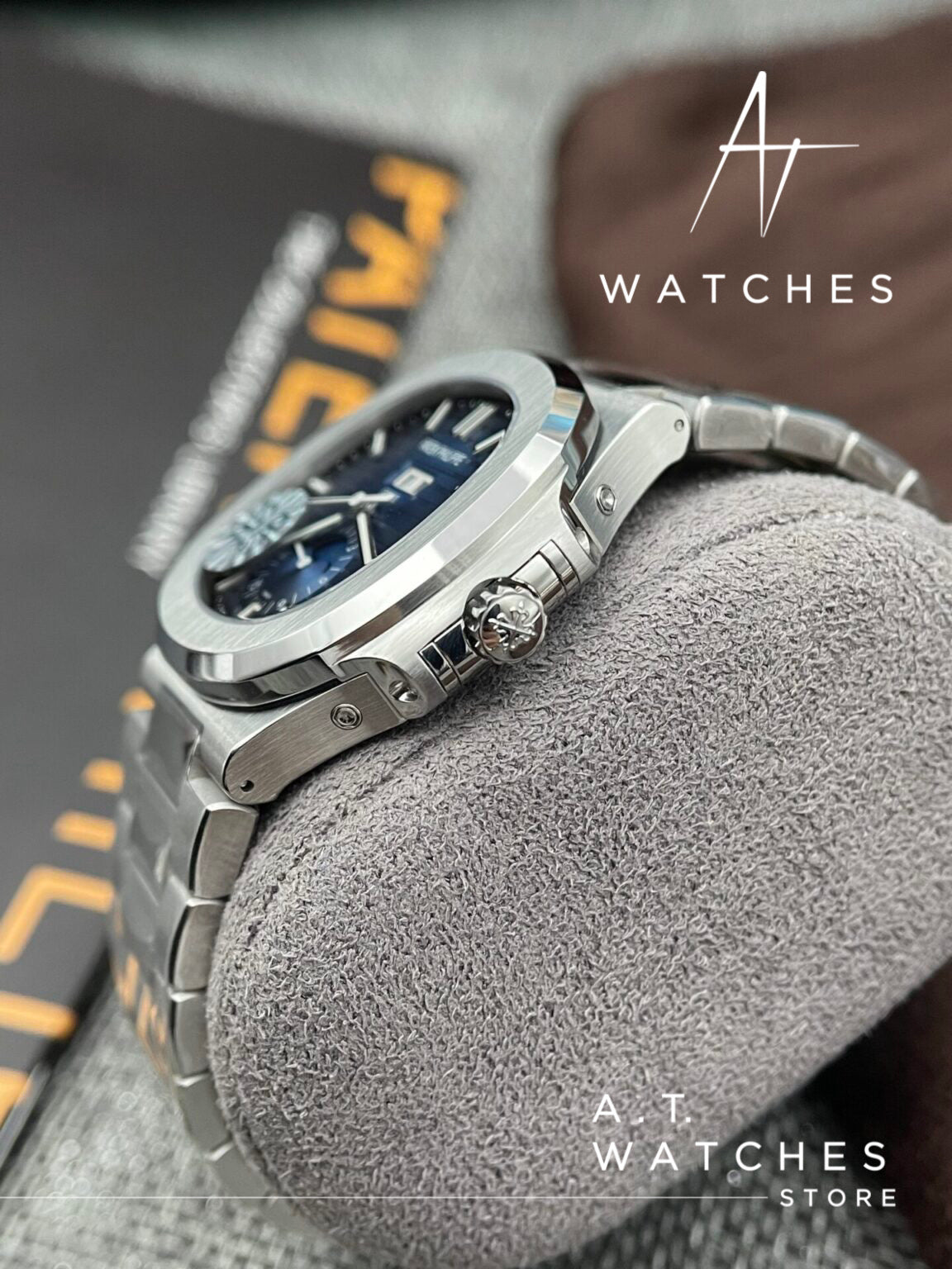 Patek Nautilus Calendar Moon Super Clone Swiss Machine