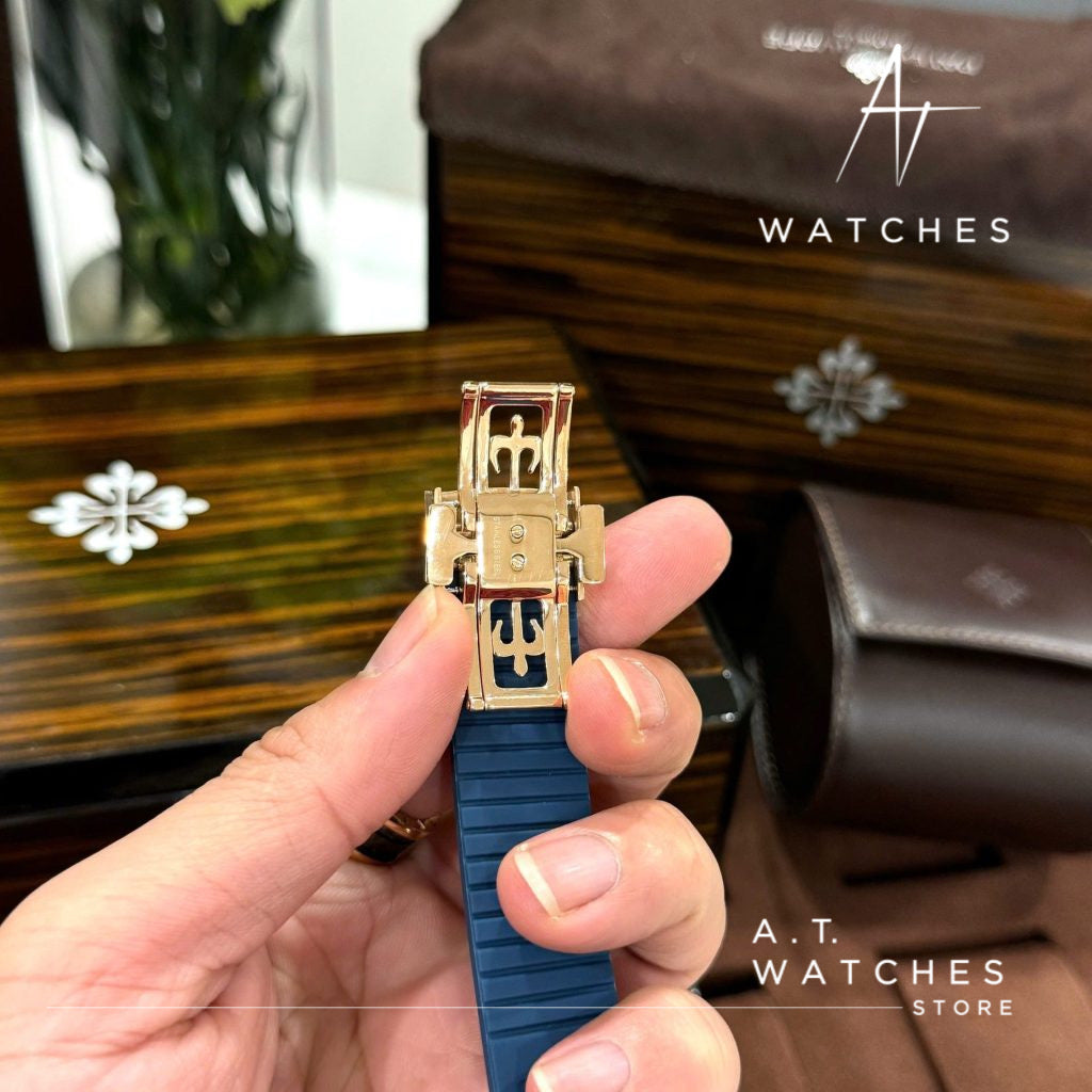 Patek Philippe Aquanaut  Super Clone Swiss Machine