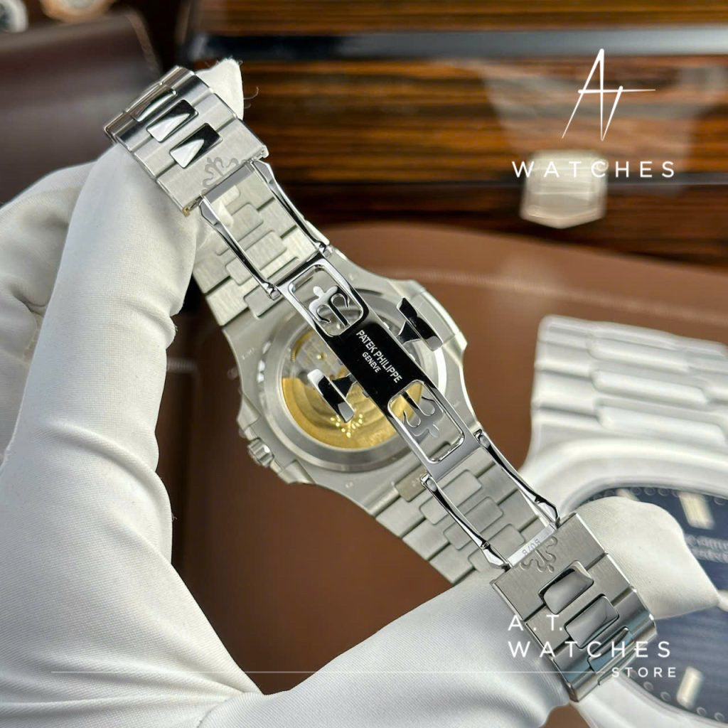 Patek Nautilus Calendar Moon Super Clone Swiss Machine